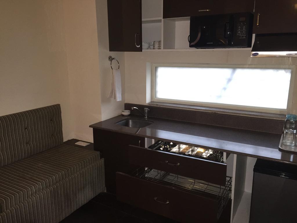 Luxtay Suites Bangalore Chambre photo