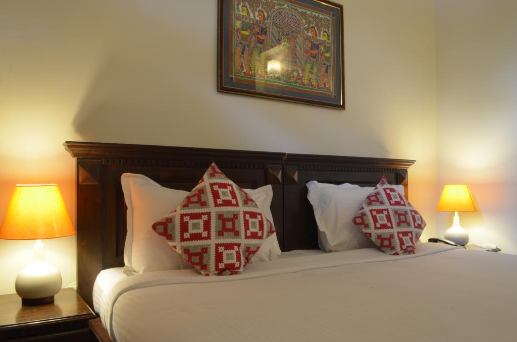 Luxtay Suites Bangalore Chambre photo