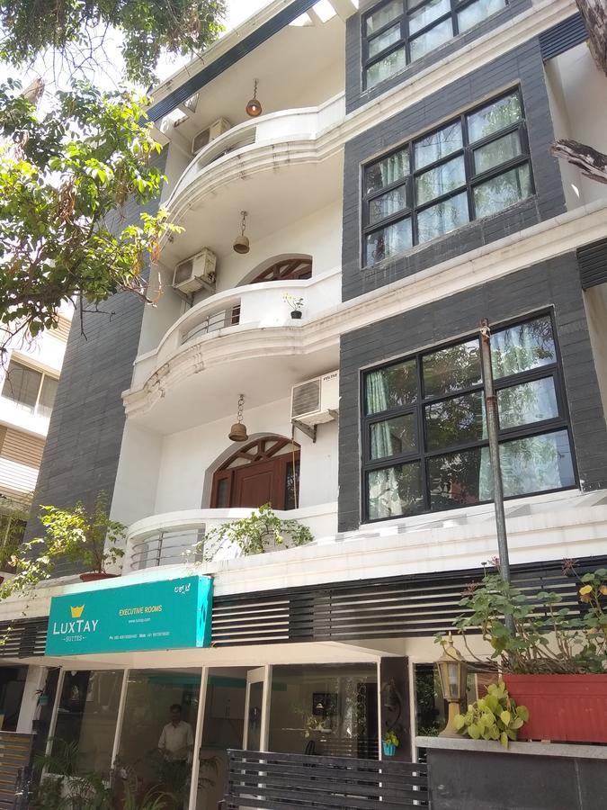 Luxtay Suites Bangalore Extérieur photo